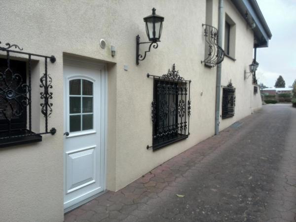 Uni - Luebeck Appartement Gross Gronau Exterior photo